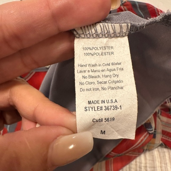 Freeway Women’s Plaid Sheer Blouse Red Gray Tie Sleeve Scoop Neck Size M USA - Picture 8 of 10